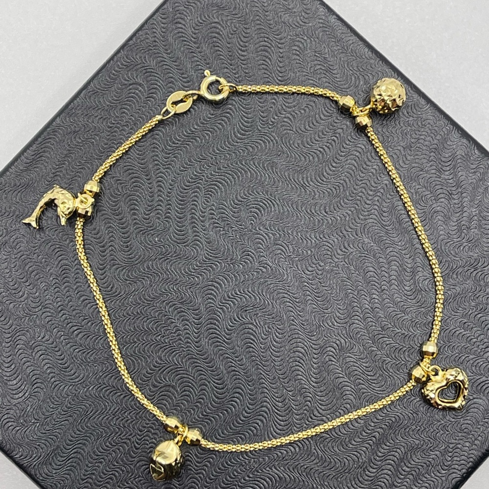 18K Saudi Gold Charm Bracelet